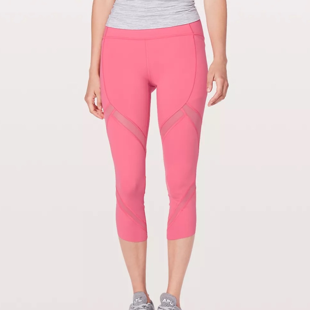 Lululemon On Pace Leggings 21"